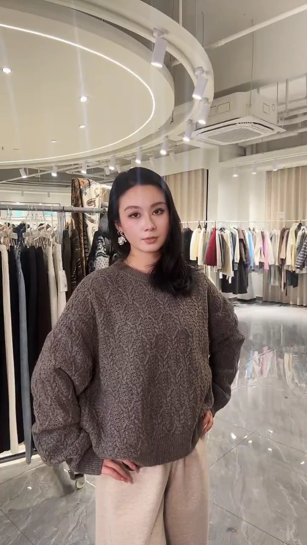 绵羊毛牦牛绒混纺绞花圆领长袖咖色L