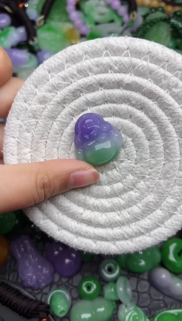 颈饰未镶嵌翡翠缅甸翡翠吊坠