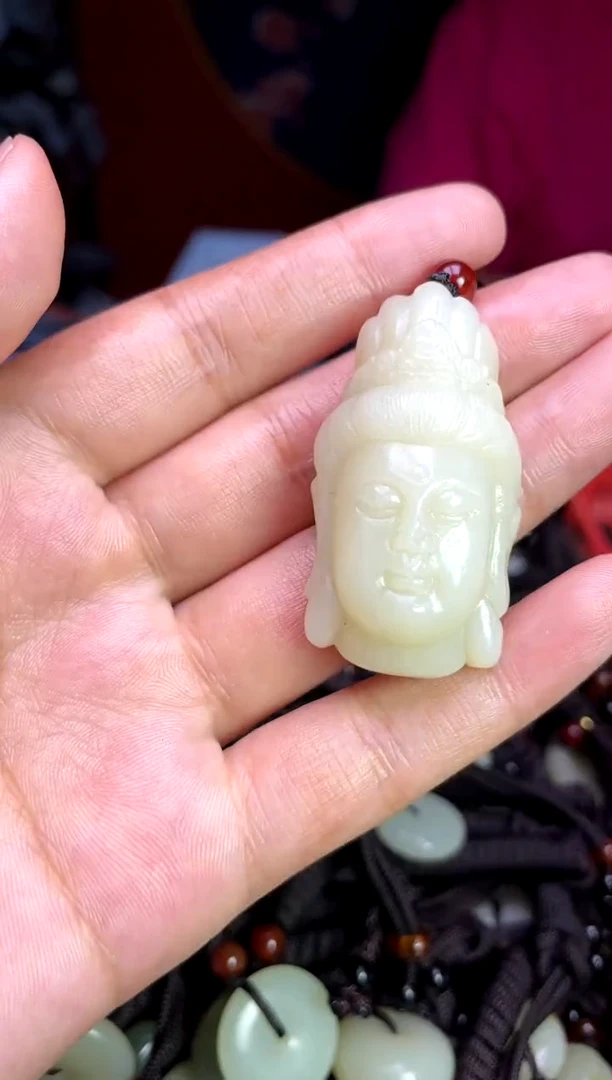 未镶嵌和田玉挂件1