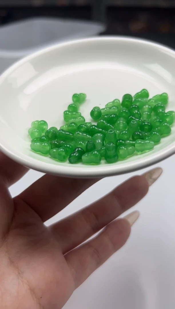 玛瑙/玉髓颈饰未镶嵌w516冰阳绿葫芦9*6mm*30颗