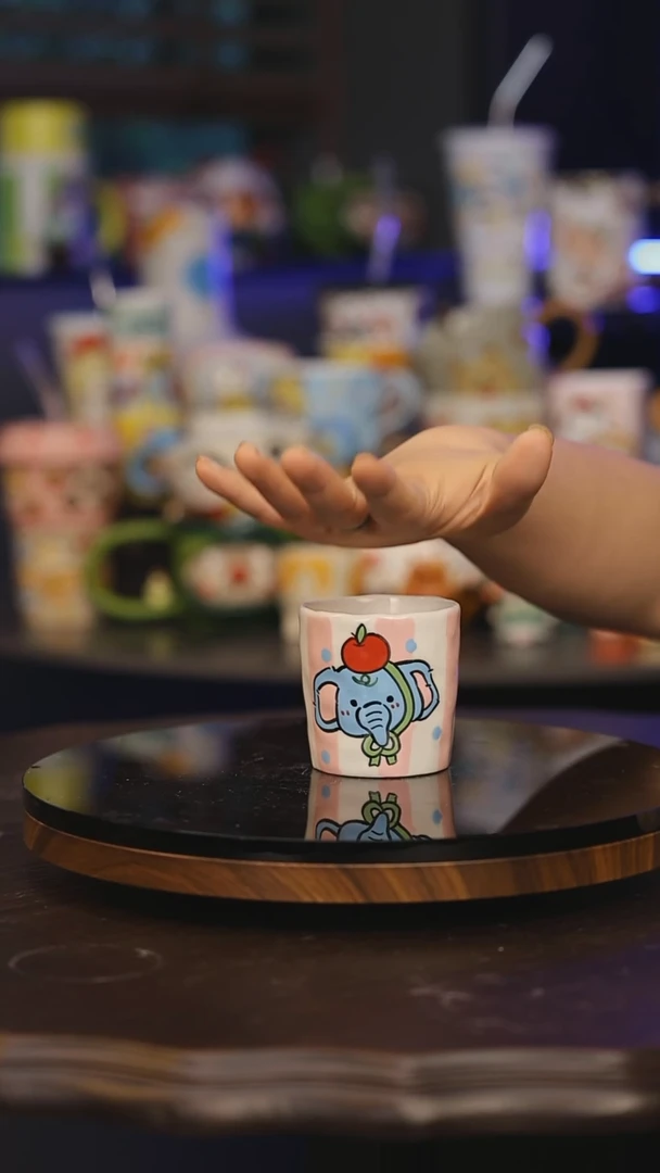 【闪购商品】摆件景德镇釉下彩绘设计师款式陶瓷