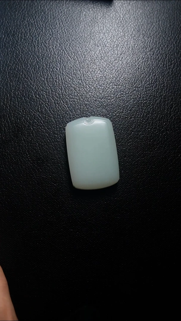 颈饰未镶嵌和田玉无事牌