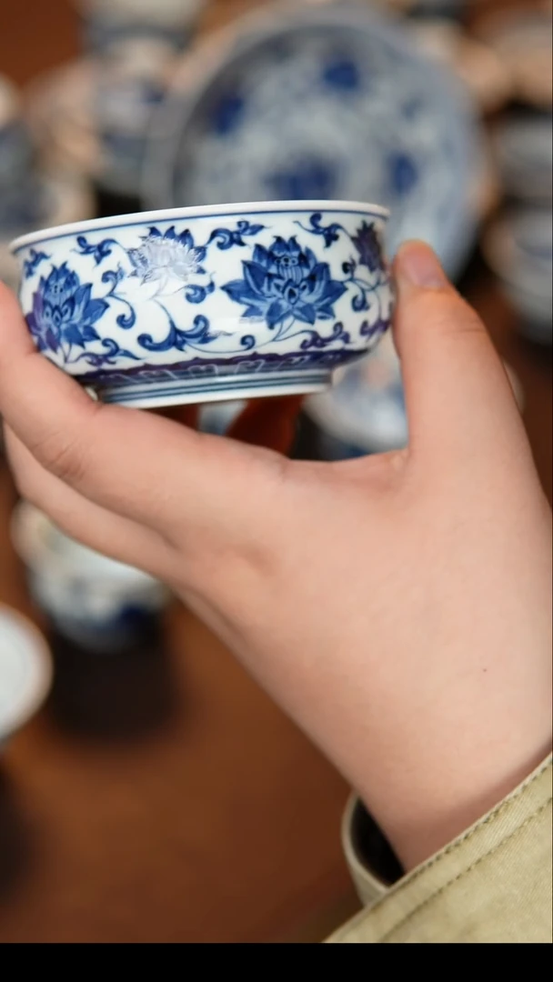 其他陶瓷荷花纹理炉仕主人杯