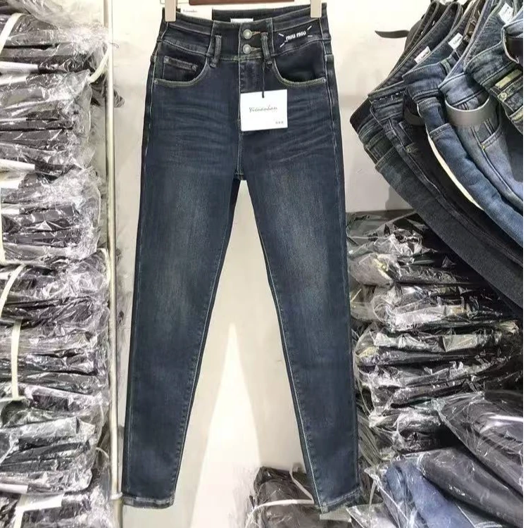 20913 复合绒牛仔小脚裤