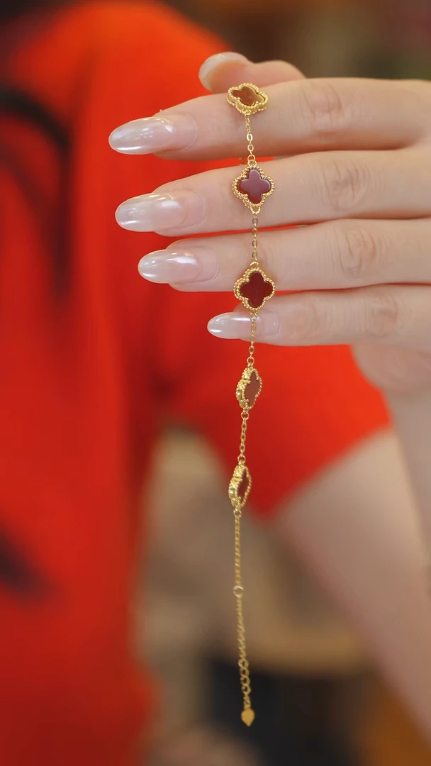 18K金镶嵌手链玛瑙/玉髓五花