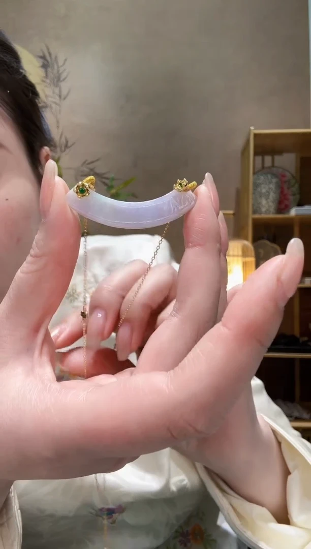 【闪购商品】翡翠颈饰未镶嵌吊坠