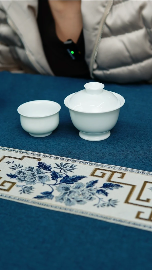 【闪购商品】高足盖碗110  白瓷炉式杯