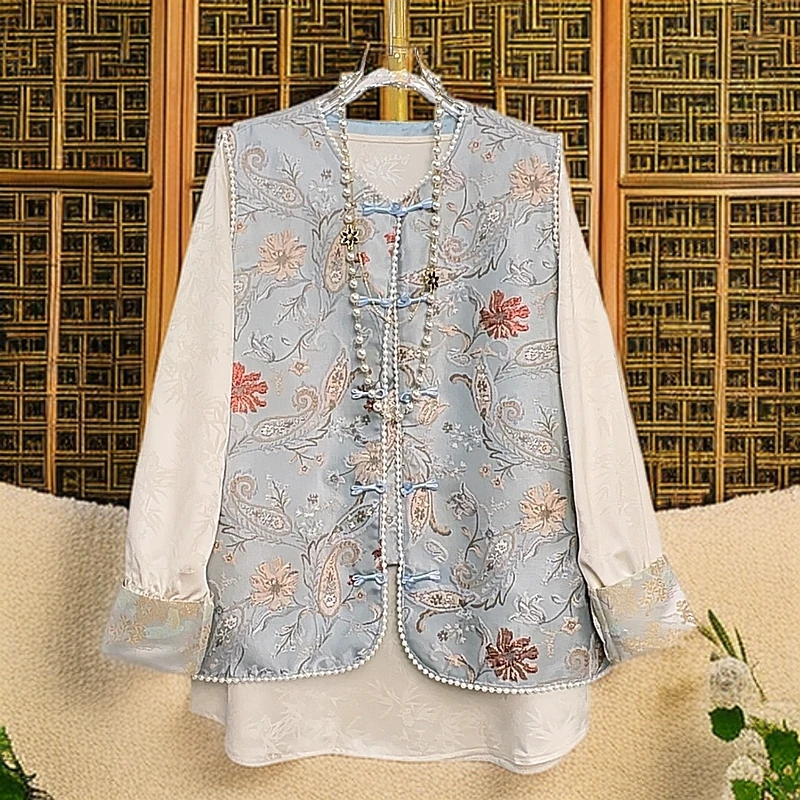 胖MM圆领钉珠边盘扣花朵国风马甲两件套大码女装拼色暗花打底衫
