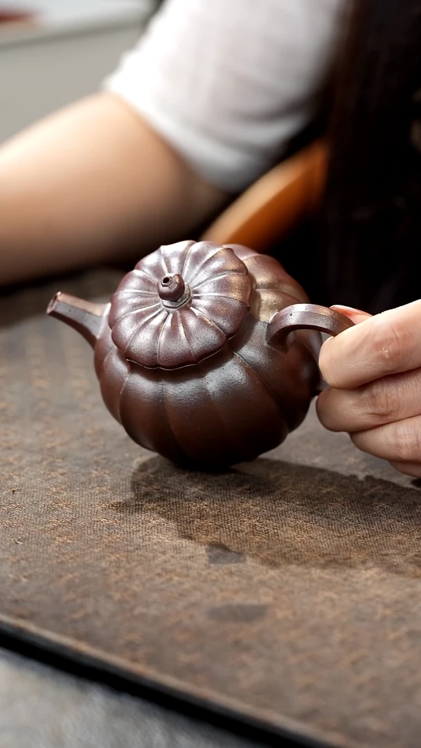 茶壶紫砂柴烧底槽青流年壶150cc