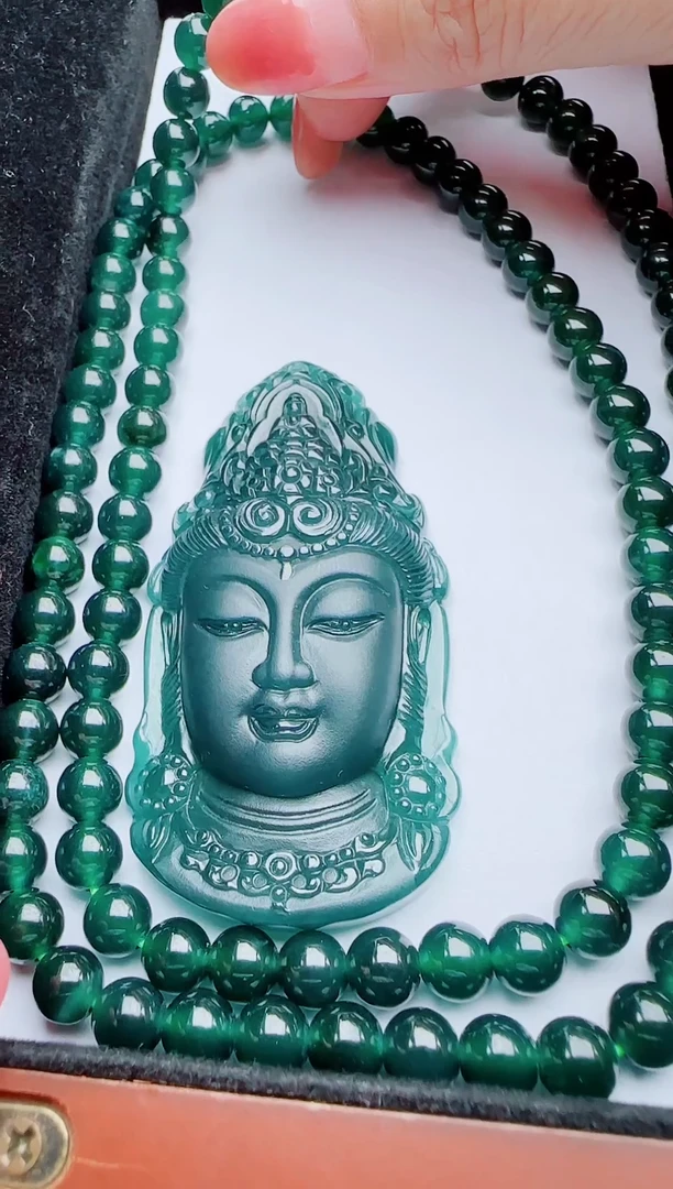 颈饰未镶嵌翡翠多样性发其一