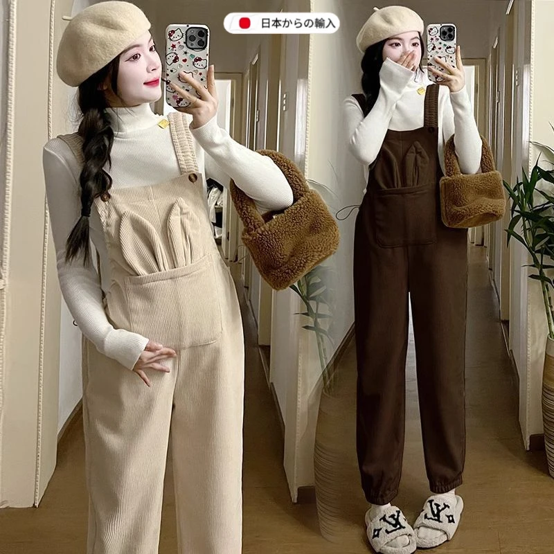 日本孕妇装秋季背带裤套装2025新款小个子孕妈休闲宽松长裤毛衣两