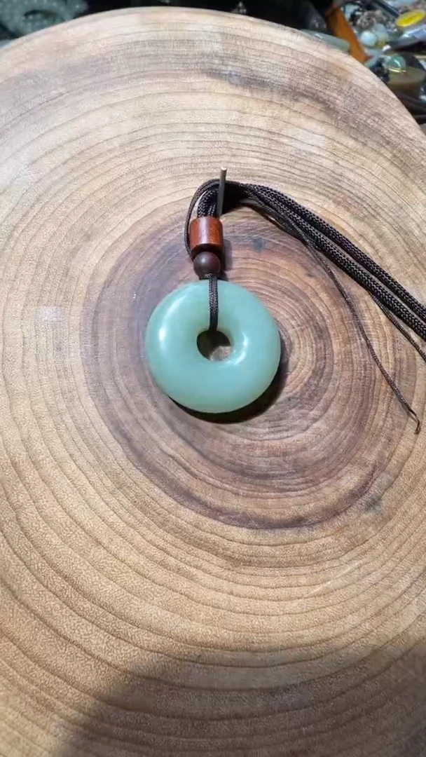 颈饰未镶嵌和田玉甜甜圈31*