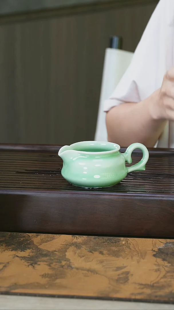 摆件望瓯陶溪川梅子青公道