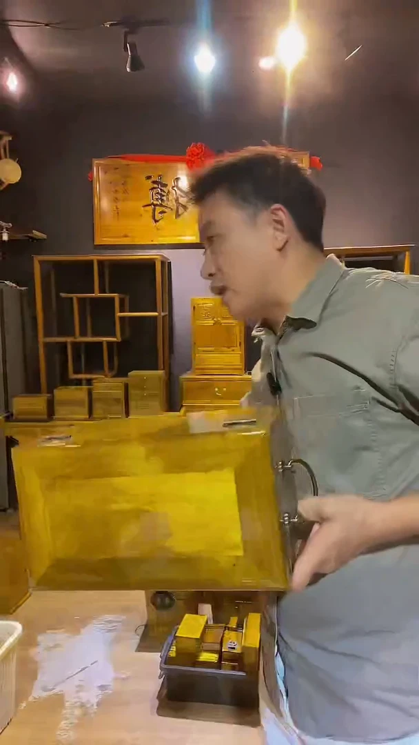 木金丝楠木制品箱子32*18*18带隔层