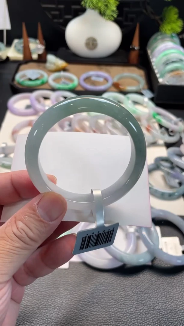 未镶嵌手镯翡翠83号 55正圈