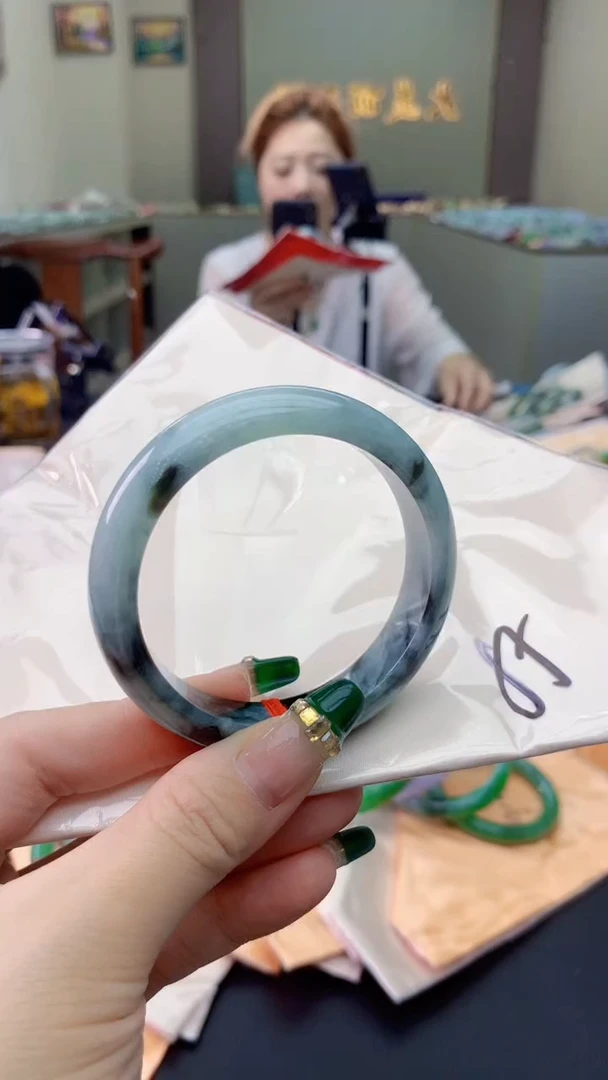 翡翠手镯未镶嵌0633952731