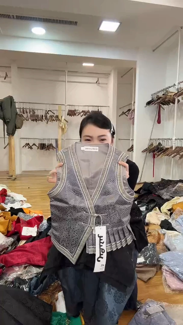 马甲   S95斤以里