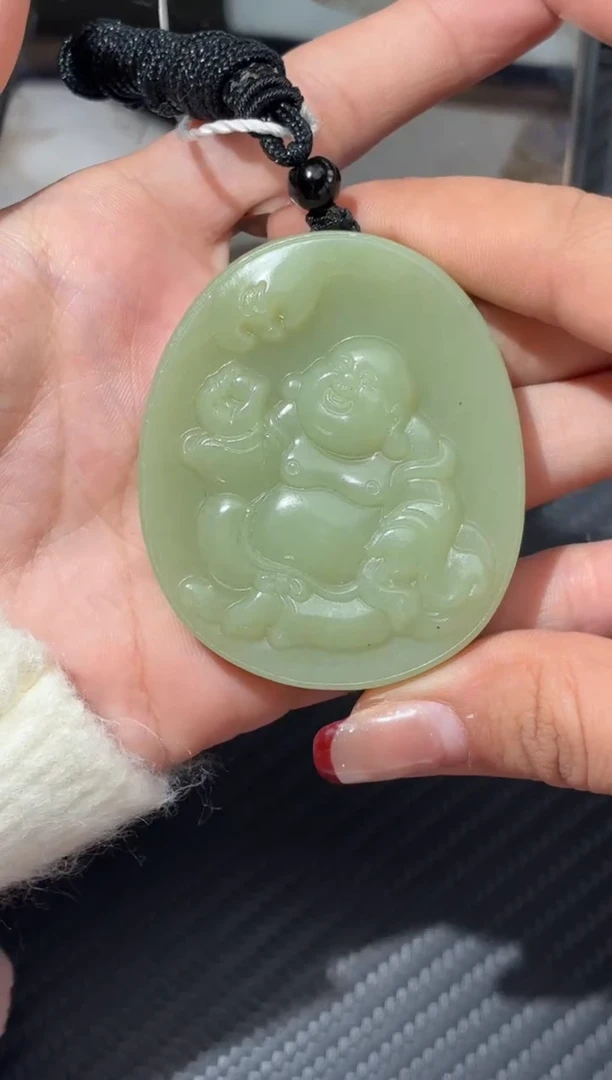 吊坠(不含链)未镶嵌和田玉若羌青黄口微色差吊坠