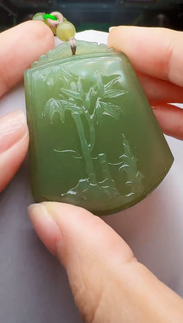 定制和田玉玉见匠心甄选天然和田玉（拍一发一）