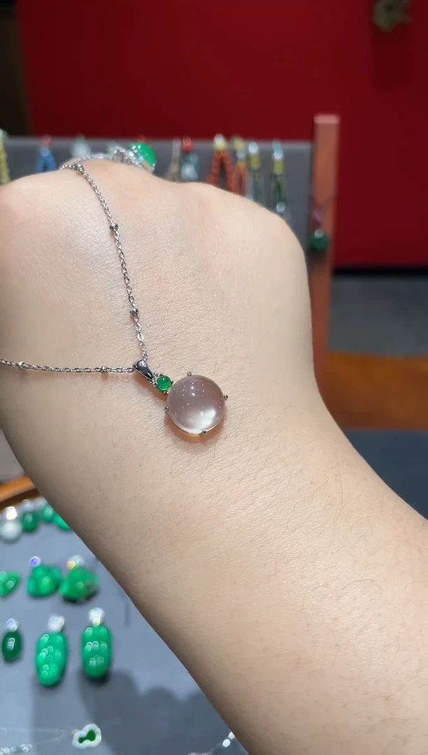 颈饰银S925镶嵌石英质玉吊坠