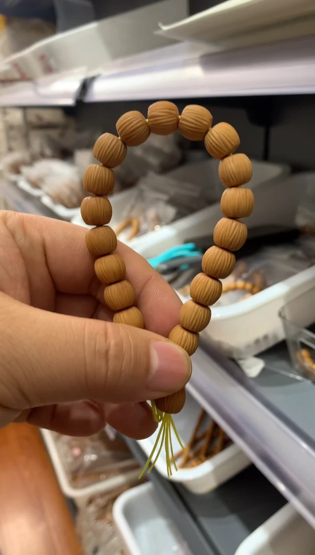 【闪购商品】猴头核桃手串山峦