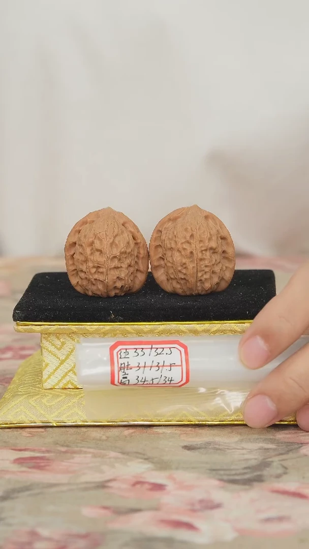 文玩核桃把件非嫁接将军帽