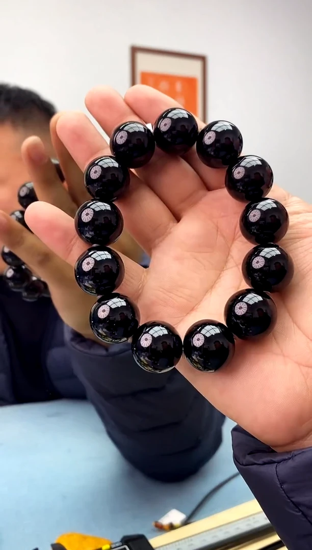 【闪购商品】琥珀珠宝奇石未镶嵌假一罚十，发一件