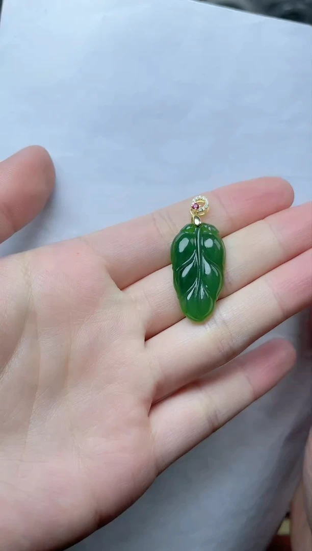 【闪购商品】和田玉颈饰银S925镶嵌06叶子