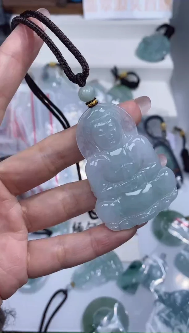 颈饰未镶嵌翡翠吊坠