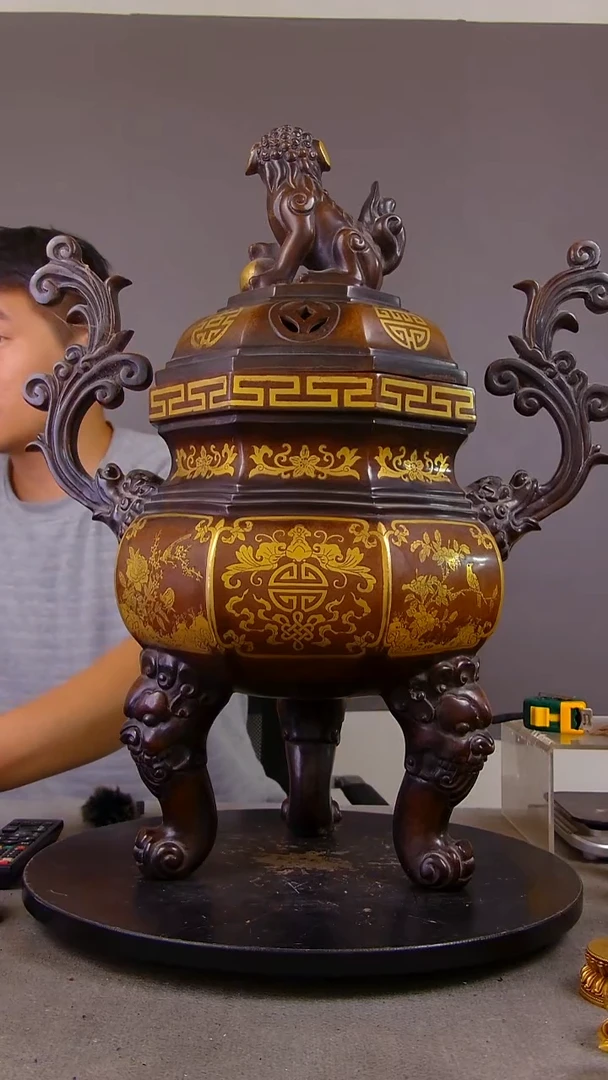 瓷片和**力 山水紫铜鎏 金造像结缘1111
