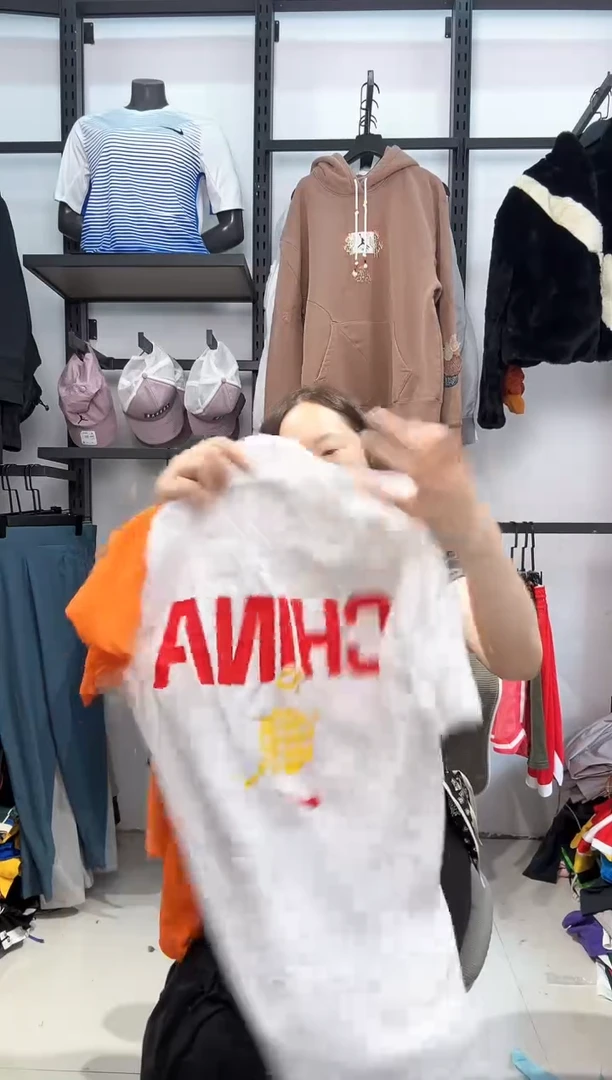 2225    编码  耐克卫衣服饰过款为准 尺码