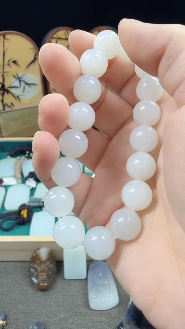 未镶嵌手链和田玉高冰白和田玉12mm圆珠手串