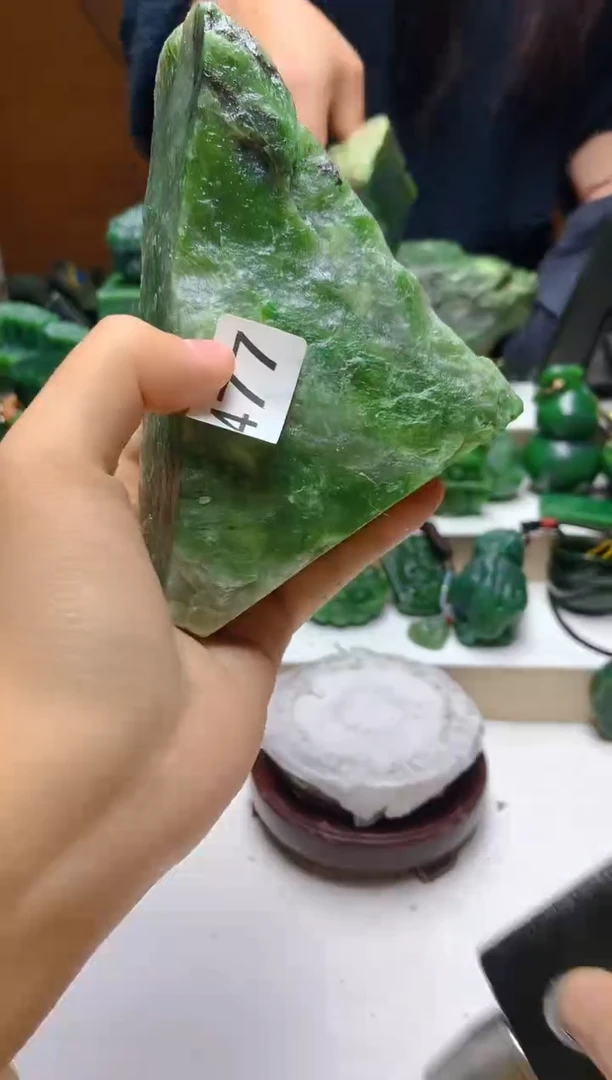 未镶嵌和田玉（碧玉）珠宝半成品0
