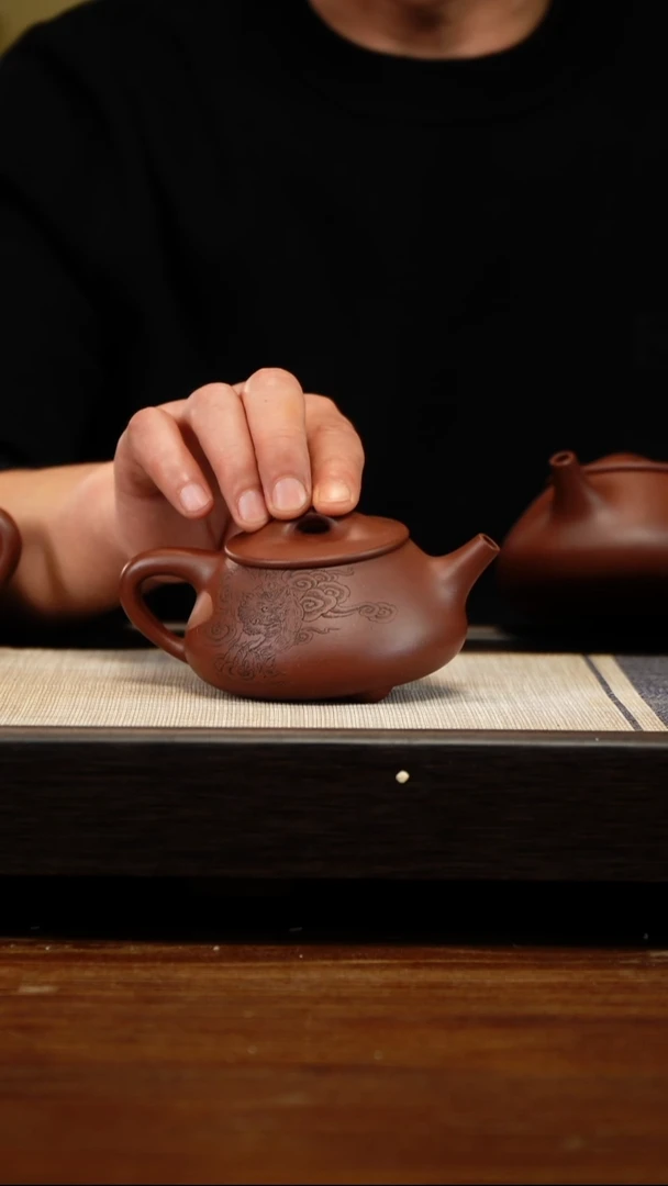 茶壶紫砂云根料全手刻绘景州