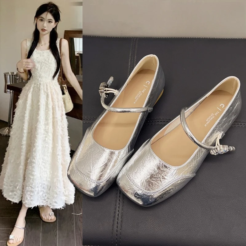 法式银色晚晚风玛丽珍鞋女2025夏季新款春秋配裙子小皮鞋平底单鞋