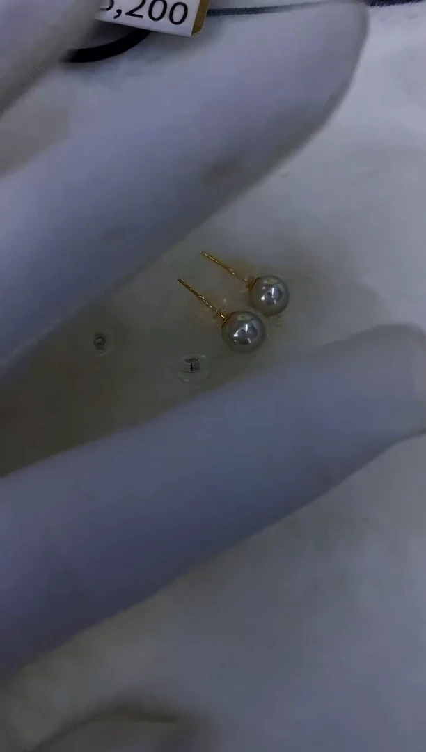 18K金镶嵌akoya真多麻耳钉海水珍珠6.5-7mm