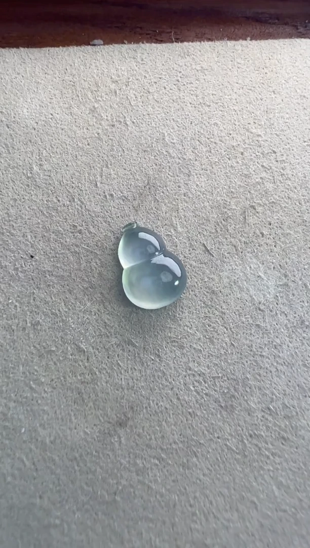 未镶嵌定制翡翠白***糖白冰葫芦