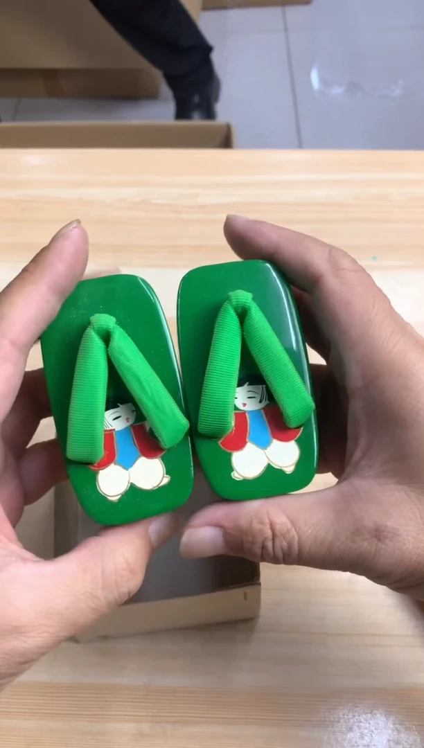 默认微瑕，no退no换，介意勿拍