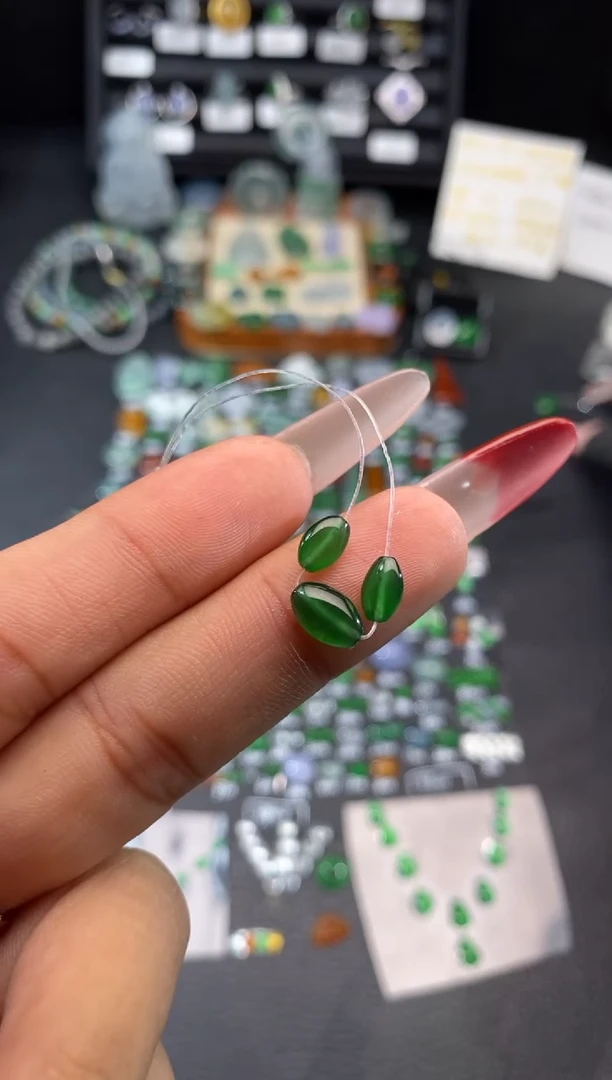 【闪购商品】翡翠挂件未镶嵌珠子