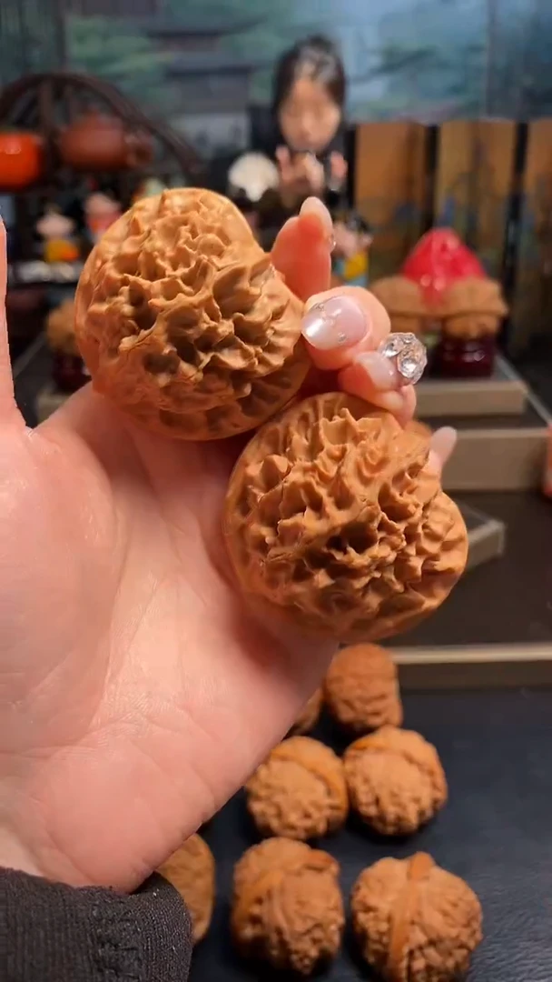 【闪购商品】文玩核桃吊坠F220帝王48