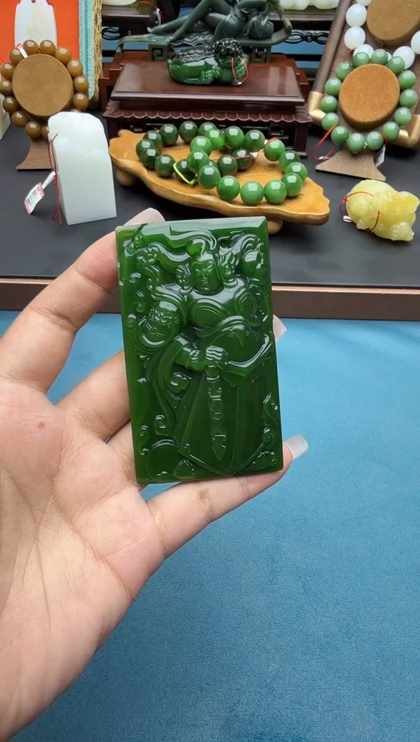 未镶嵌和田玉挂件by