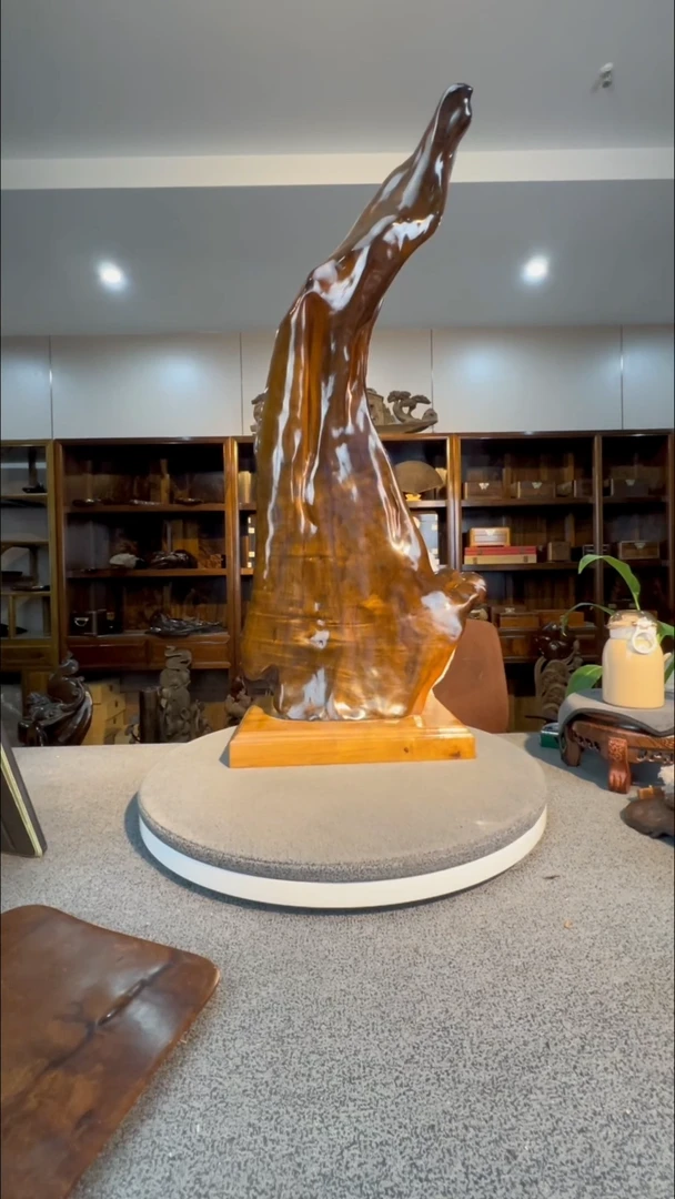 【闪购商品】金丝楠木雕随型摆件5