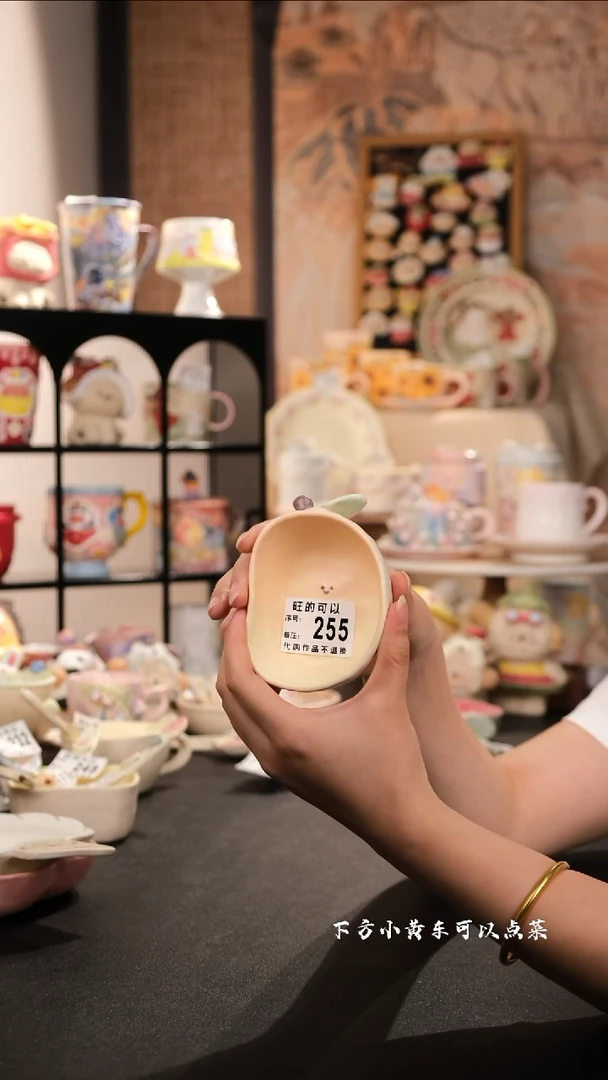 景德镇手工手绘创意设计款陶瓷255