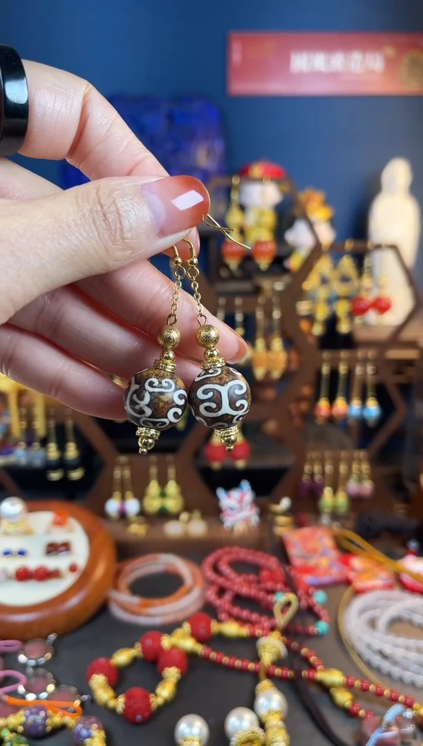 【闪购商品】玛瑙/玉髓耳坠银S925镀金镶嵌玛瑙耳钩