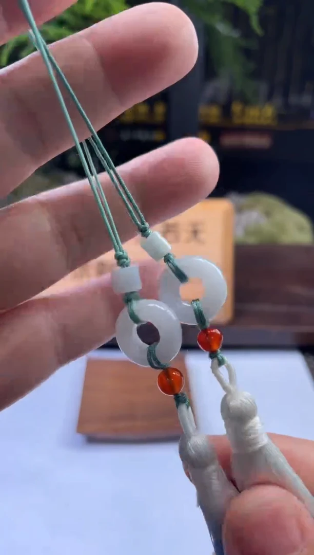 【闪购商品】翡翠挂件未镶嵌车挂多样性发1件