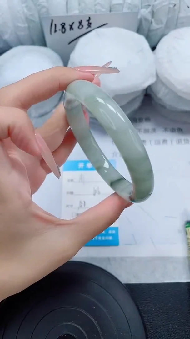未镶嵌手镯石英质玉151-60/61