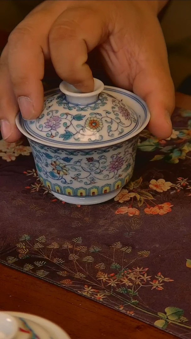 杯手工手绘杯杯很美丽