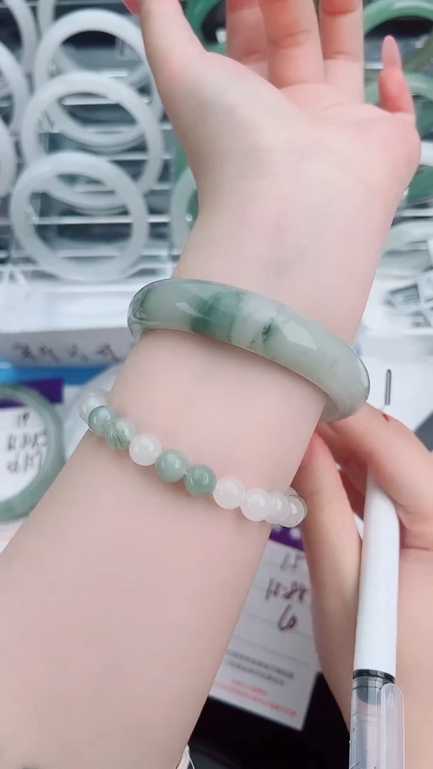 未镶嵌手镯石英质玉15-59/60