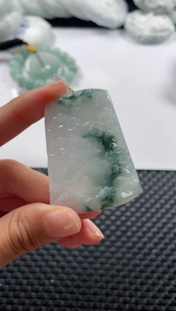 颈饰未镶嵌翡翠基地发货H 0898 山水