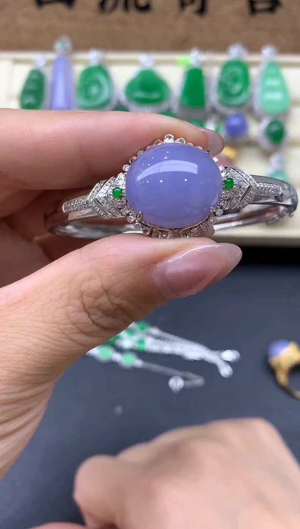 【闪购商品】翡翠手镯18K金镶嵌689-中国好珍宝